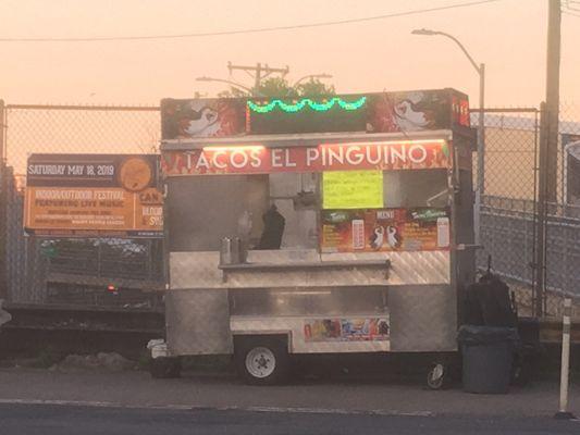 Tacos El Pinguino