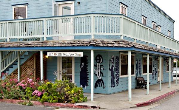 Fly On the Wall Art School