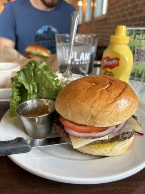 Upland Brewing - College Ave