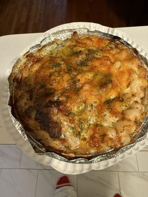 Oxtail Mac and cheese