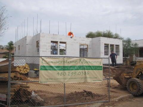 Structural building using Aerated Autoclave Concrete (lightweight concrete installation specialist)