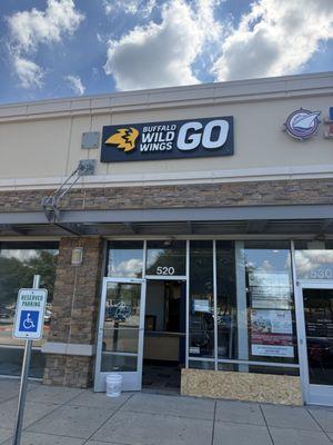 Buffalo Wild Wings 'GO'