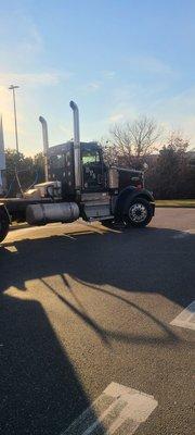 The driver of this truck just got out and verbally assaulted an elderly man at Sam's club. F word and all.