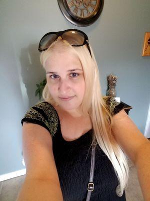 Brush and Blush Parlour