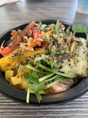 Spicy tuna and salmon bowl.