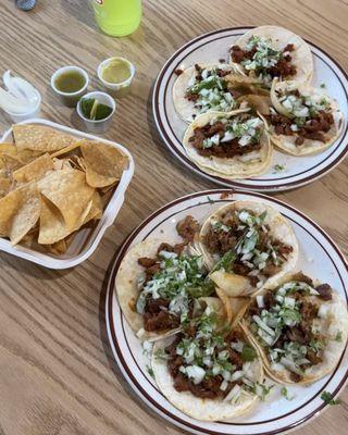 Tacos & Chips