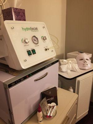 Hats Off Salon & Spa Center City