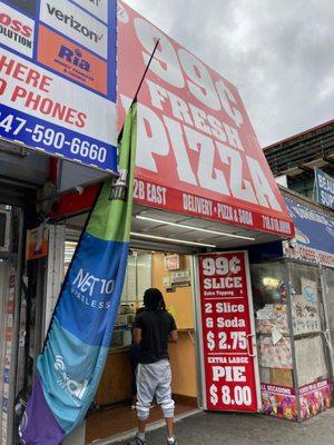Oli 99 Pizza Store
