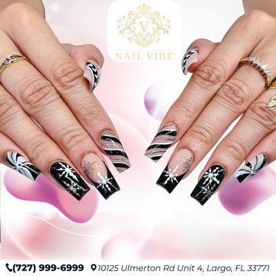 Who loves a clean and elegant look? French tips are perfect for any style! Get yours today!
ℬℴℴℴℴℯℴ