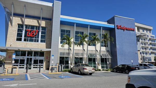 Exterior on a sunny day - 10-21-2025