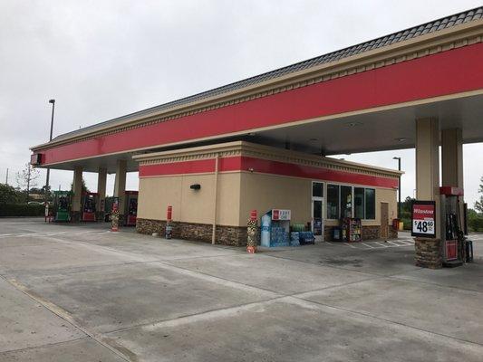 Old school design w small store