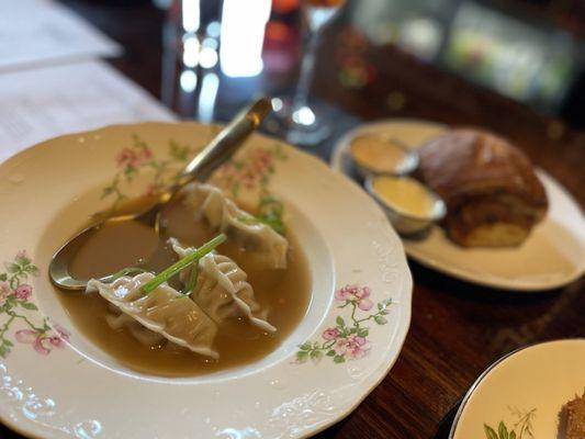 Duck dumplings and bread plate