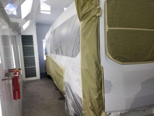 2018 ford van paint 2