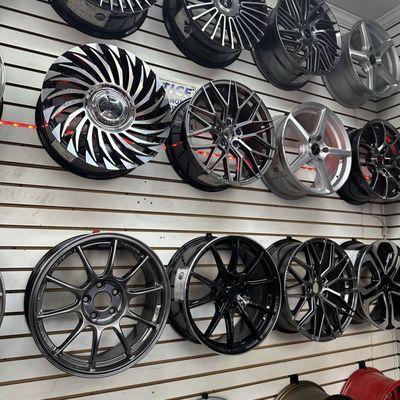 J & J Tires & Wheels