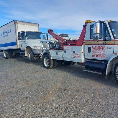 Jacal Towing Services