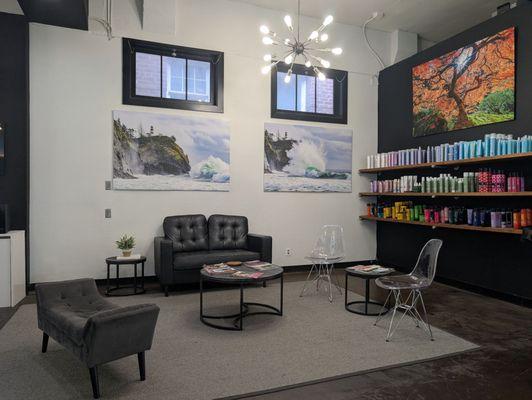 Angelo Mendi Boutique Salon