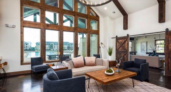 Four Corners TV Lounge Area