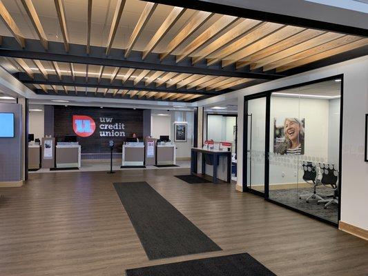 Main lobby and teller stations