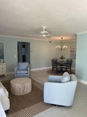 Nelly Parra - Coldwell Banker Realty