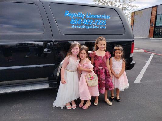 Homecoming limo service in San Diego for little Darlenes!
