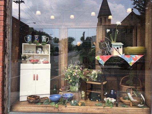 Sally's Treats & Treasures