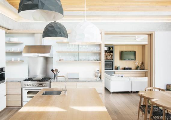 Light Up Electric LLC