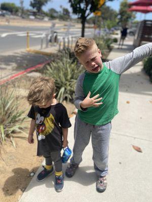 Bravehold Barber Company