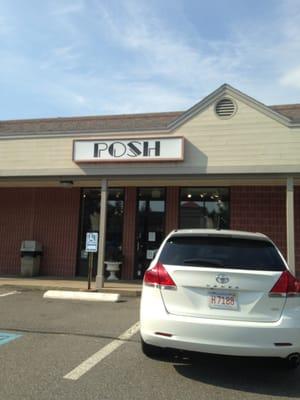 Posh of Easton -- North Easton Village Shoppes : 285 Washington Street / Route 138, Easton Storefront
