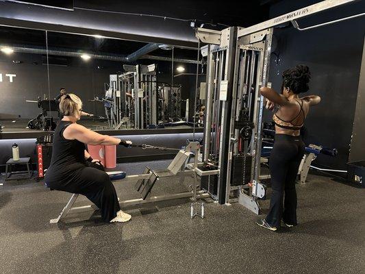 Skip the guesswork. Get a personalized plan that works with your real life, so you can feel your best in and out of mom mode.