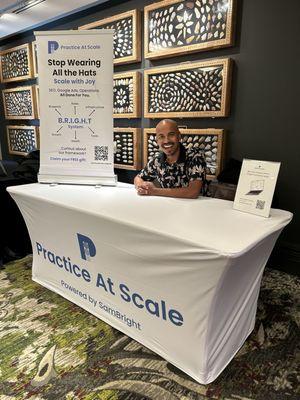 6 ft Stretch Tablecloth (8.8oz tension fabric) & Tabletop Retractable with Roll Up Film (23.5"X37.5")