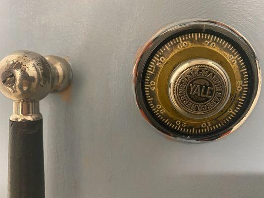 HHM Herring Hall Marvin Antique Safe opened without drilling by Cory at Old Glory Locksmith in Phoenix, AZ.