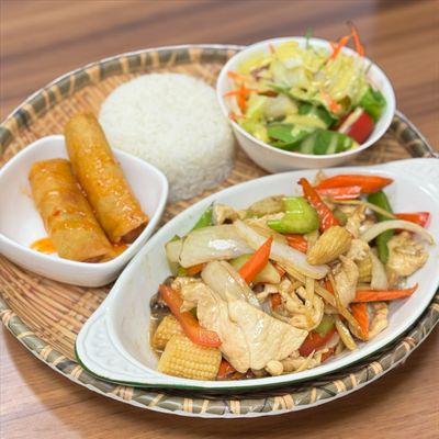 Ginger chicken Lunch special
