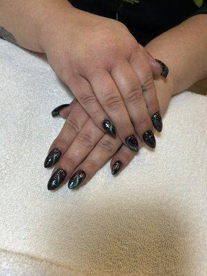 Queen's Nails & Spa