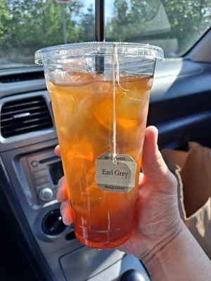 Peach Earl Grey Iced Tea for 75 degree weather.