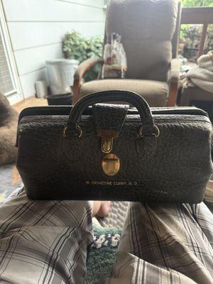 Curry M Catherine, MD