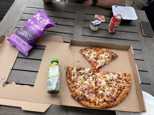 Two Harbors General Store