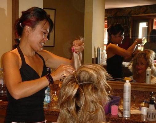 Hair And Soul Dresser