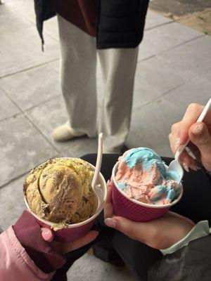 Daisy’s Chicken and Ice Cream