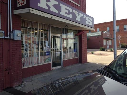 We're happy to discuss gardens or sewing in our historical downtown shop!
