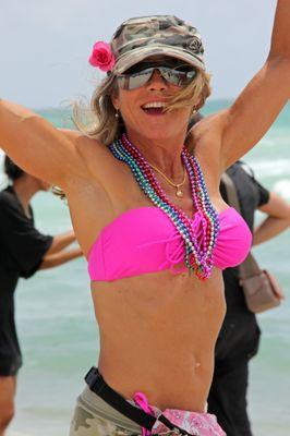 Hands Across the Sand! Protect our oceans!