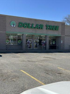 Locust Grove location entrance