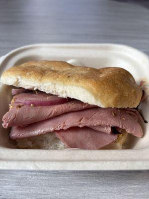 Pete’s Supermarket & Wine Shop