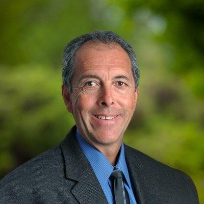 Robert E Napoles, MD