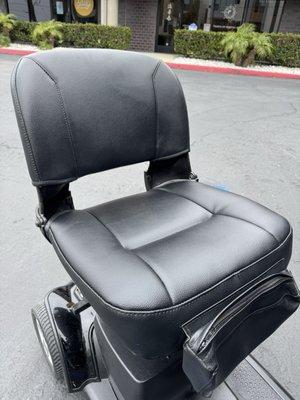 Universal Auto Upholstery