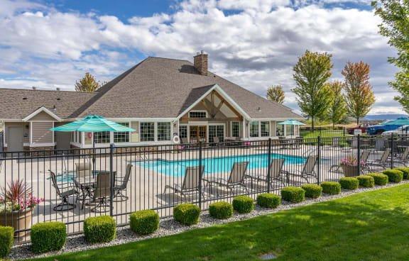 Deer Creek Apartments