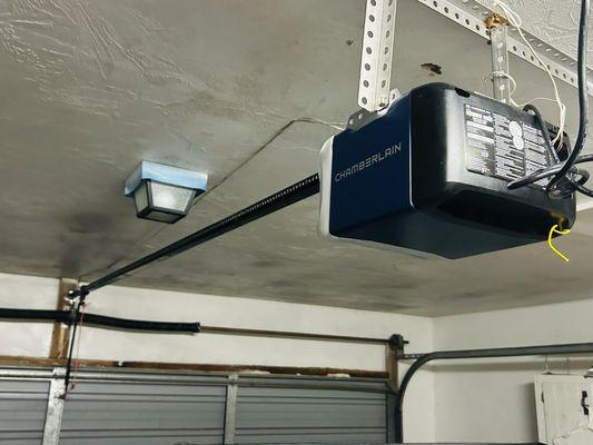 J3R Garage Doors and Appliance Repair