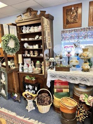 Susie Bella’s Antiques & More