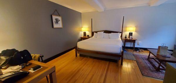 Williamsburg Lodge, Autograph Collection