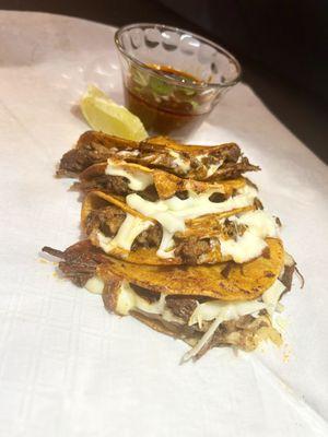 El Sabor Salvadoreno