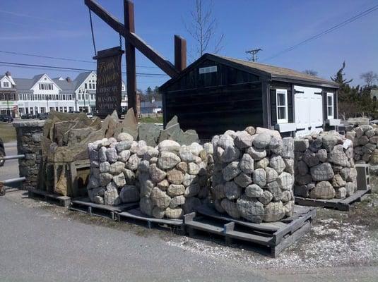 Frank Williams Landscape and Masonry Supplies